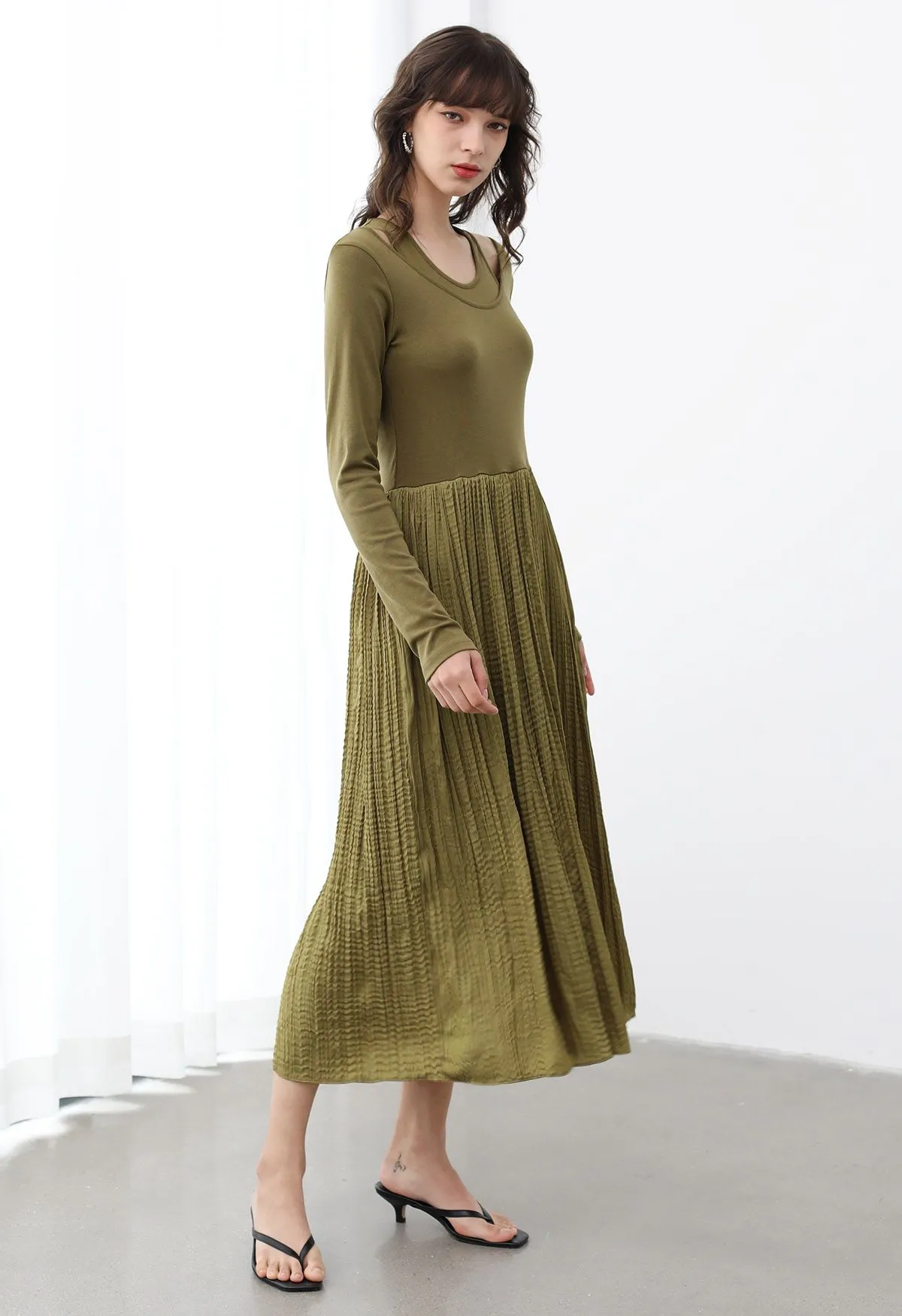 Fausse robe mi-longue épissée deux pièces en vert mousse
