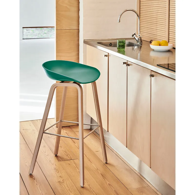Tabouret haut     ABOUT A STOOL AAS 32 H75 Fall green           HAY