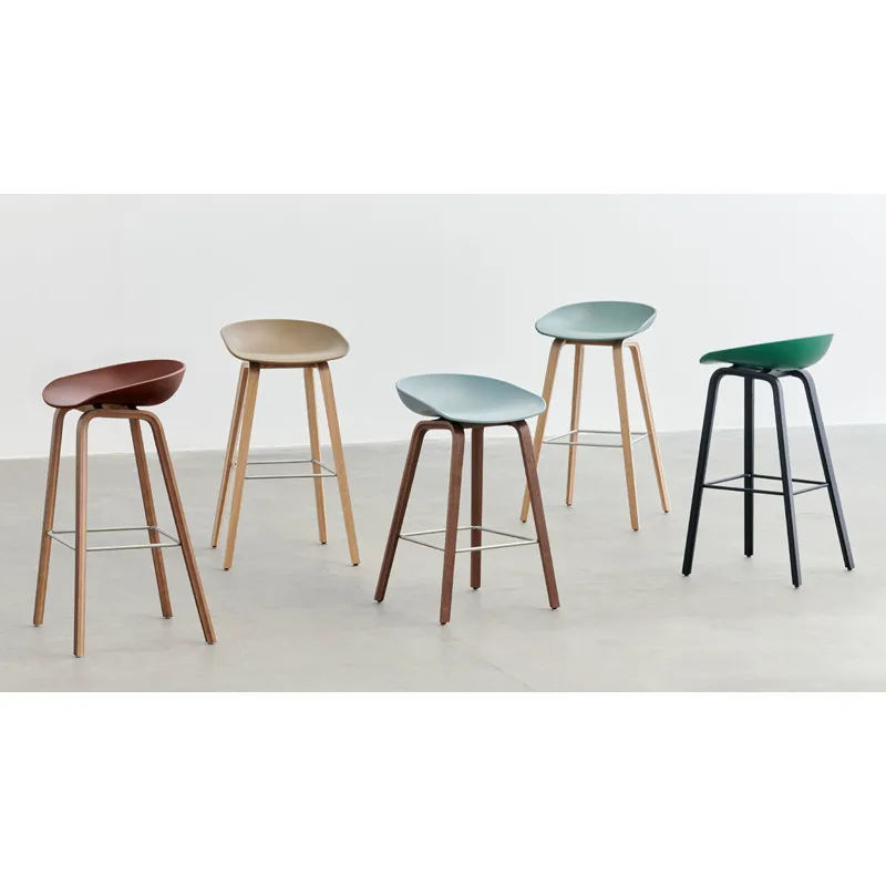 Tabouret haut     ABOUT A STOOL AAS 32 H75 Fall green           HAY